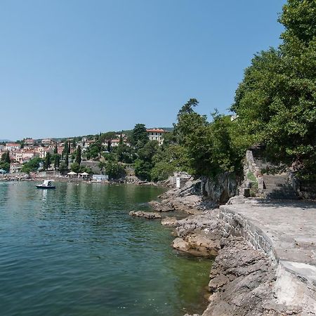 Apartment Villa Minach Волоско Екстериор снимка